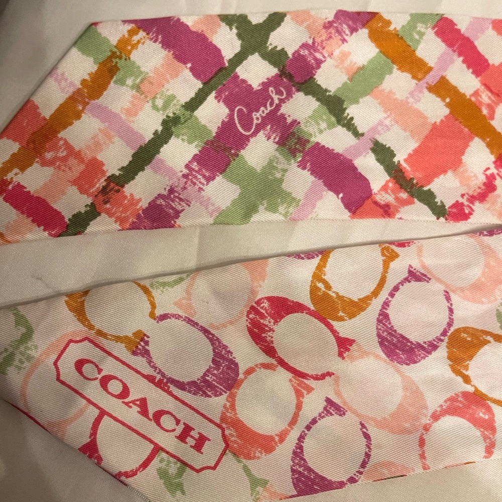 Coach Vintage Scarf - Picture 7 of 7